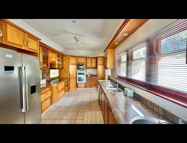 4 BEDROOM TOWNHOUSE FOR SALE IN WOODGRANGE